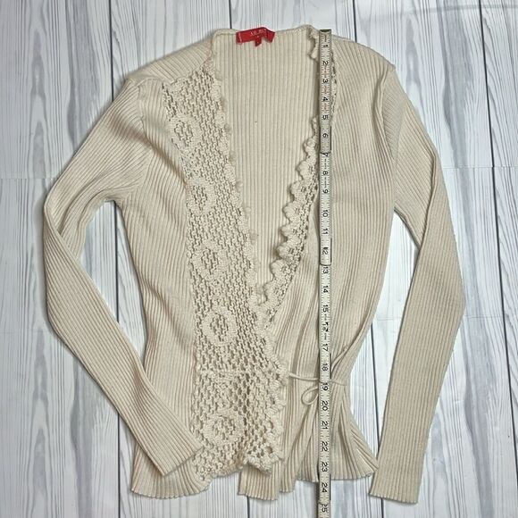 Lo.Ri ribbed and crochet cream wool blend crossover sweater made in Italy large - Picture 6 of 7